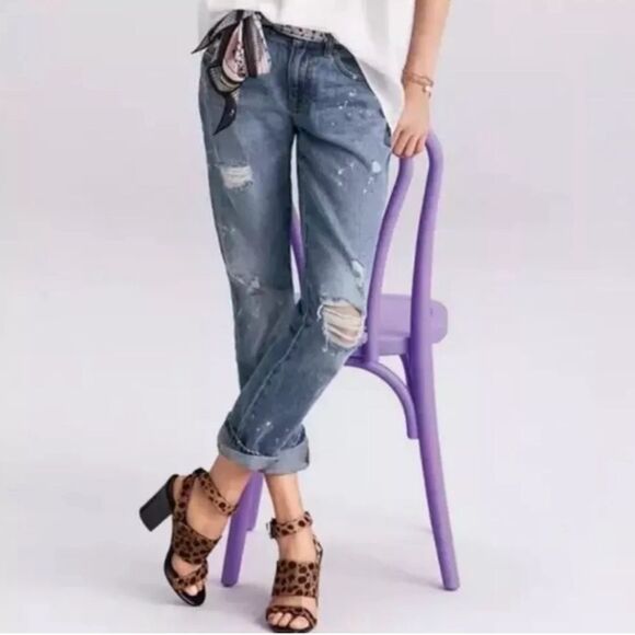 Cabi 5884 The Maverick 100% Boyfriend Jeans in super destructed Wash Blue Size 2 - Picture 1 of 15